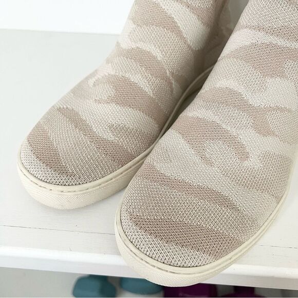 Rothy’s The Chelsea Sneaker Camo Tan Women’s Size 8.5 - Picture 4 of 10